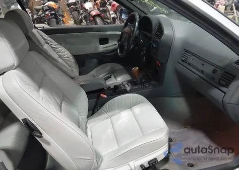 1997 BMW 328Ic z USA, uszkodzony, nr VIN WBABK7329VET64286